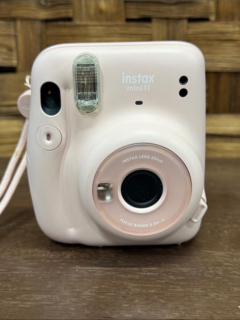 Fujifilm Instax Mini 11 Instant Camera - Light Pink
